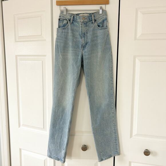 Abercrombie & Fitch 90s Ultra High Rise Straight Jeans Light Wash 27/4R EUC - Picture 7 of 8